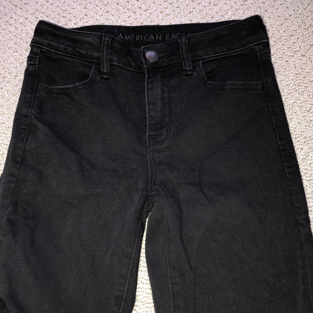 American Eagle hi-rise black jegging (size 4)